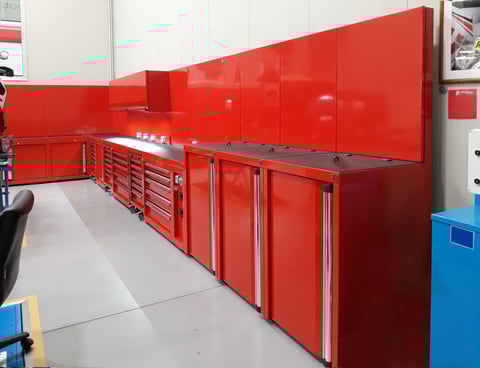 attrezzatura officina moto