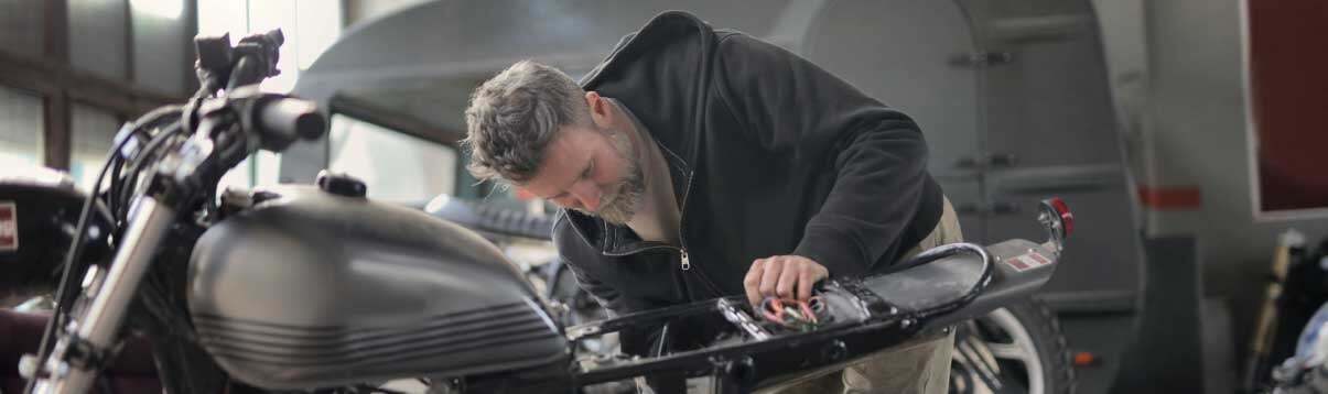 revisione sospensioni moto