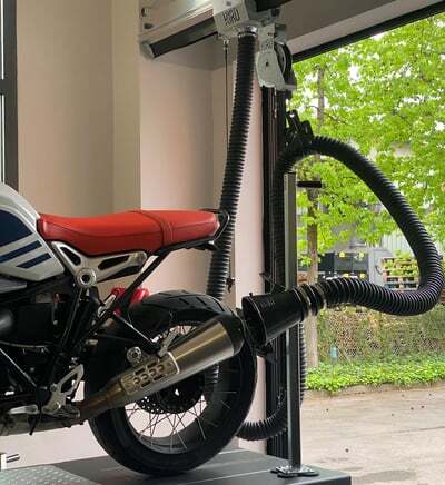 attrezzatura officina moto